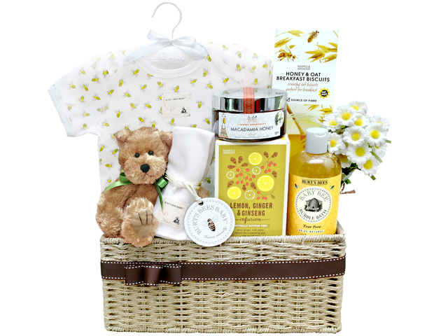 https://pafuri.icu/images/New-Born-Baby-Gift/640x480/Baby-Gift-Basket-z21~PIC36668780_v3.jpg