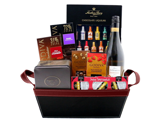 Wine n Food Hamper - Premium Imported Fine Wine And Chocolate Gift Hamper FH38 - L76600557 Photo